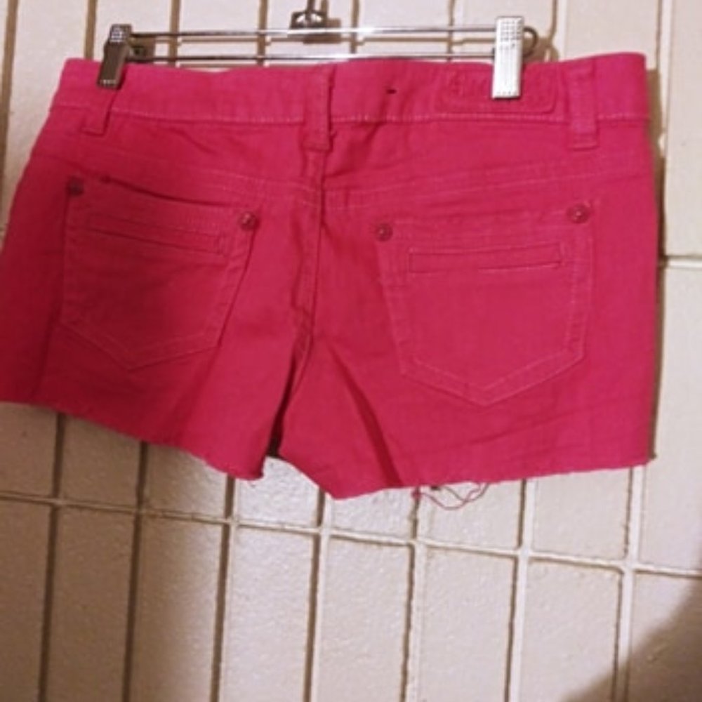 SHORTS - Picture 2 of 2
